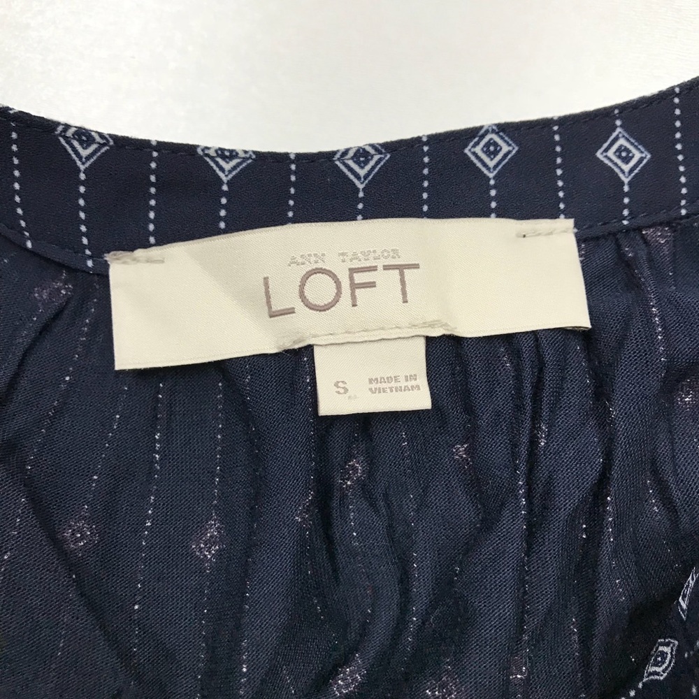 Ann Taylor LOFT Womens V Neck Tank Top Sz S B614 - Picture 5 of 6